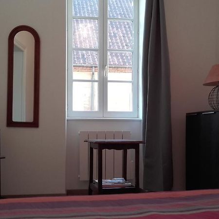 L'Appartement D'Aymar Moulins  Habitación foto